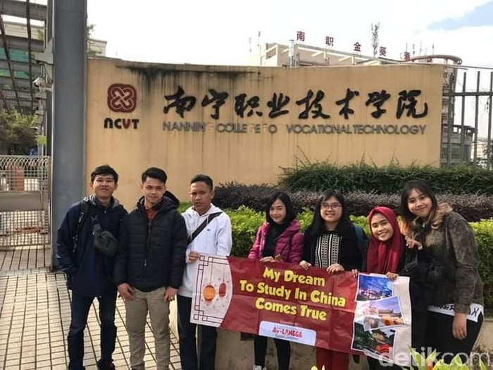 Sejumlah mahasiswa Indonesia di Kota Nanning, Provinsi Guangxi, China, berharap bisa pulang ke tanah air (Dok. Pribadi)