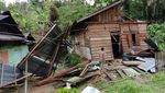 Jalan dan Rumah Rusak Akibat Banjir di Tapteng