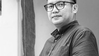 Vian tahun ini maju sebagai calon wakil Bupati Jember mendampingi Faida yang dikenal juga sebagai dokter. Kolaborasi antara dokter dan pengusaha ini apakah bisa menarik perhatian masyarakat? Foto: instagram @kerabatvian