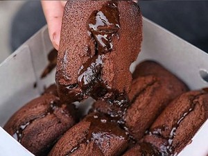 Ngemil Sore dengan Kue Balok Bandung di 5 Tempat Ini