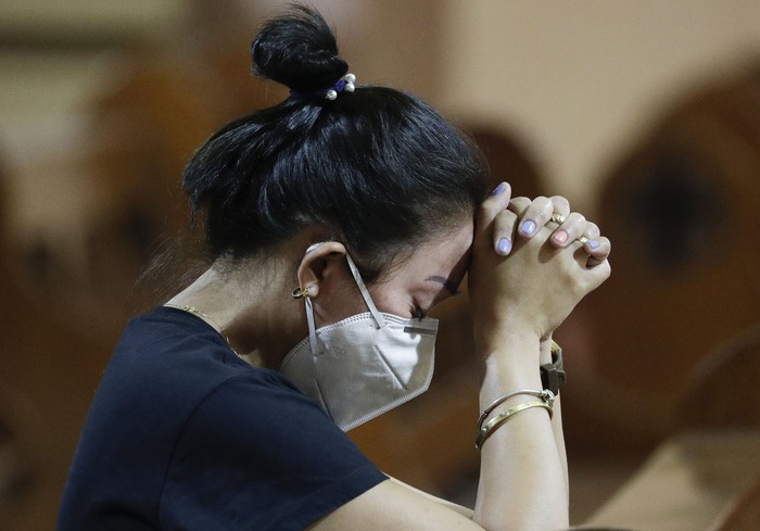 Seorang Wanita di Filipina Positif Virus Corona Otoritas Filipina untuk pertama kalinya mengonfirmasi kasus virus corona di wilayahnya. Satu pasien yang berasal dari China kini tengah dikarantina di Filipina.