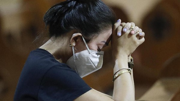 Seorang Wanita di Filipina Positif Virus Corona