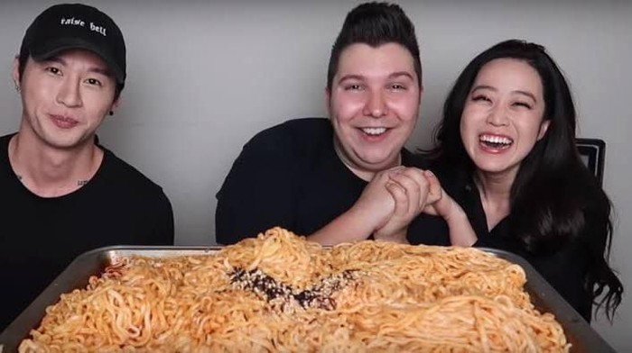 skandal youtuber mukbang