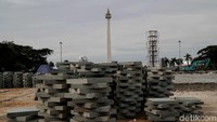 Kementerian Sekretariat Negara (Kemensetneg) mengatakan hasil desain pemenang sayembara berbeda dengan detail engineering design (DED) yang menjadi panduan revitalisasi Monas sekarang.