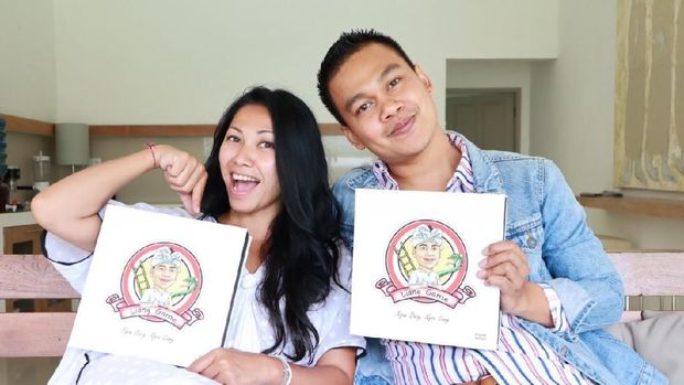 Musisi Bali Raup Cuan dari Jual Mainan 'Jadul'