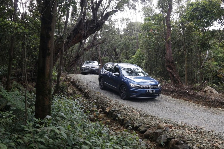Test Drive VW Tiguan Allspace ke Bandung Test Drive VW Tiguan Allspace ke Bandung