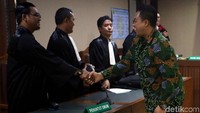 Ulum merupakan orang kepercayaan sekaligus sopir Imam Nahrawi saat menjabat anggota DPR dari Fraksi PKB periode tahun 2009-2014. Setelah Imam Nahrawi dilantik sebagai Menpora, Ulum diangkat menjadi asisten pribadinya. Ulum merupakan orang kepercayaan sekaligus sopir Imam Nahrawi saat menjabat anggota DPR dari Fraksi PKB periode tahun 2009-2014. Setelah Imam Nahrawi dilantik sebagai Menpora, Ulum diangkat menjadi asisten pribadinya.