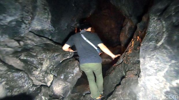 Goa Kutamaneh, Tempat Persembunyian Johny Indo di Sukabumi