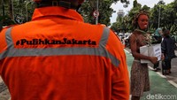 Seperti diketahui, revitalisasi Monas telah memicu protes dari sejumlah kalangan karena belum mengantongi izin dari Setneg.