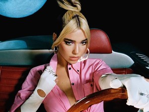 Seksinya Dua Lipa di Artwork Album Baru