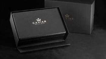 Paket penjualan Cyberphone. Caviar membanderol iPhone 11 Pro 64GB modifikasi ini dengan harga USD 5.265 (Rp 71,9 juta) dan hanya tersedia 99 unit. Foto: Caviar