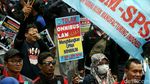 Buruh Ramai-ramai Geruduk Istana