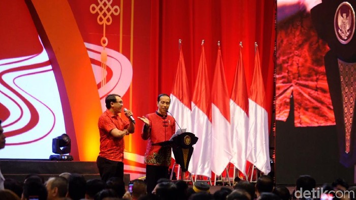 Jokowi saat bertemu Joko yang mirip Ahok (Foto: Andhika/detikcom)