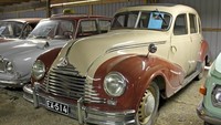 EMW (1945-1956). Di Jerman dulu ada satu pabrikan otomotif dengan sebutan WMW (Elsenach Moterewerk) pada 1945. Namun karena kalah saing, mobil ini hanya bertahan hingga 1956. Pabrik produksinya pun berpindah kepemilikan di tangan Wartburgs. Foto: Pool (Autocar)