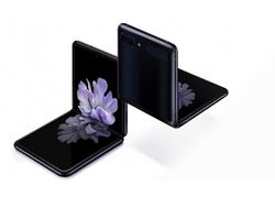 Penampakan Ponsel Layar Lipat Galaxy Z Flip dari Berbagai Sisi