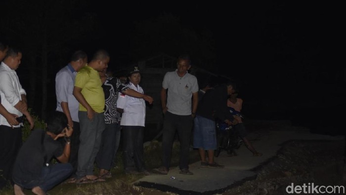 Pengunsi banjir di Tapanuli Tengah