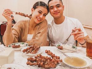 Potret Romantis Awkarin dan Sabian Tama Saat Makan Bareng