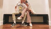 Dalam foto ini Karin mengucapkan selamat tanggal 29. Lost with you, in you, and without you, tulisnya. Foto: Instagram awkarin