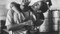 Karin awalnya sempat merahasiakan hubungannya dengan Sabian, tapi sekarang ia justru sering mengunggah foto kebersamaannya dengan anak Wishnutama ini. Foto: Instagram awkarin