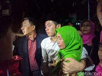 Tinggalkan Rutan Salemba, Lutfi 'Pembawa Bendera' Menangis Haru Peluk Ibunda