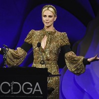 Di acara itu, aktris asal Afrika Selatan ini juga mendapat penghargaan Spotlight. (Foto: AP Photo/Chris Pizzello)