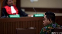 Perbuataan Miftahul Ulum dilakukan bersama-sama dengan Imam Nahrawi (didakwa secara terpisah). Perbuataan Miftahul Ulum dilakukan bersama-sama dengan Imam Nahrawi (didakwa secara terpisah).