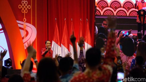 Saat Jokowi Sapa Anak Ahok dan Vero di Tengah Imlek Nasional