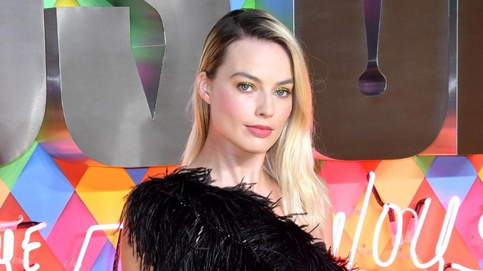 Margot Robbie LONDON, ENGLAND - JANUARY 29: Margot Robbie attends the