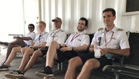 Armadanya akan terbang ke wilayah kepulauan Amerika Serikat lainnya di Samudra Pasifik, yakni Guam, Rota, dan Saipan. Para kru Star Marianas Air (Foto: CNN)