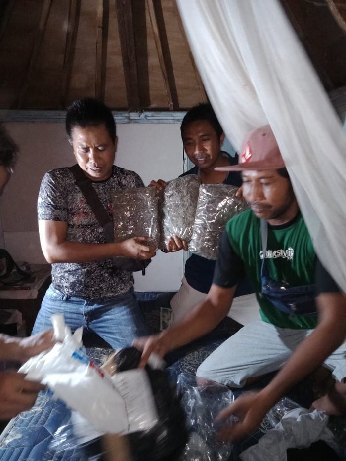 Anggota Satres Narkoba Polres Lombok Utara, Nusa Tenggara Barat (NTB), mengamankan 5 Kilogram ganja di salah satu rumah warga yang ada di Gili Trawangan.