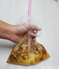 Masih Berdebat Bubur Diaduk atau Tidak? Ini Sekte Baru, Bubur Disedot!