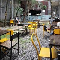 Mau Santai dan Ngopi? Mampir ke 5 Kafe 'Hidden Gem' di Bandung Ini