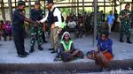 Momen Anggota DPR Komisi I Tinjau Pos Pengamanan di Papua