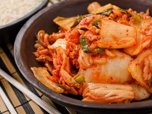 Apa Benar Virus Corona Bisa Dicegah dengan Makan Kimchi? Ini Faktanya