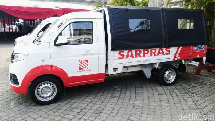 Mobil Esemka Bima 1.3 mengaspal di Kota Semarang. Mobil tersebut dimanfaatkan Pemerintah Kota Semarang untuk sarana prasarana dari Bus Rapid Transit (BRT) Trans Semarang. Ada dua mobil yang dibeli oleh Pemkot Semarang dan dimodifikasi dengan ditambah power steering serta tutup pada bagian bak terbukanya. Selain itu mobil bermesin 1.300 CC itu juga dimodifikasi mendukung Bahan Bakar Gas (BBG).