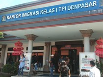 WN Ukraina Diciduk Imigrasi gegara Kedapatan Kerja Jadi Kasir