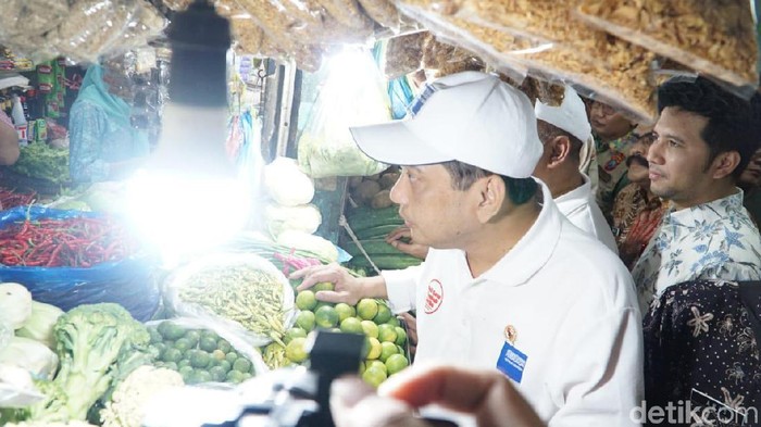 Mendag sidak pasar wonokromo