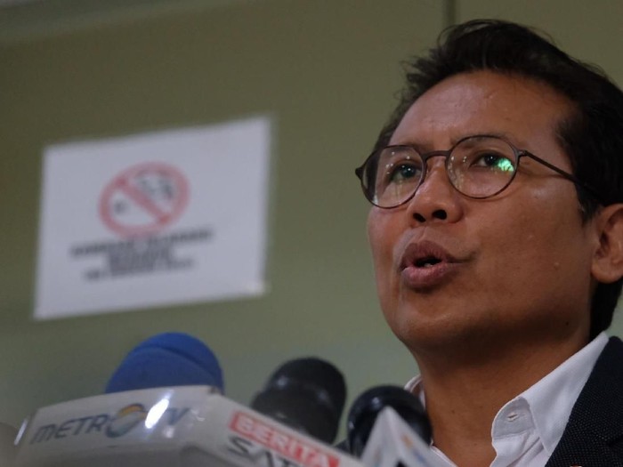Jubir Presiden, Fadjroel Rachman