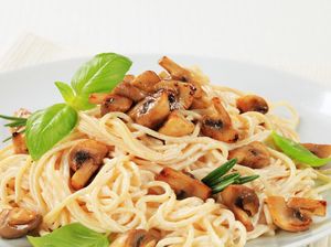 Cara Membuat Spaghetti Mushroom dengan 3 Langkah Mudah