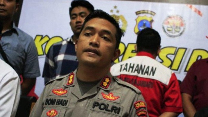 DOK. ANTARA/ Kapolres Banjarbaru AKBP Doni Hadi Santoso memberikan keterangan pers terkait penahanan Ketua KPU Kota Banjarmasin berinisial GM
