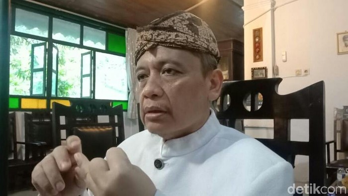 Ketua Umum FSKN sekaligus Sultan Sepuh XIV Pangeran Raja Adipati Arief Natadiningrat