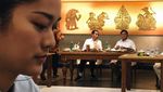 Main Film Temen Kondangan, Ini Gaya Keren Prisia Nasution Saat Racik Kopi