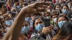 Warga Filipina Berbondong-bondong Berburu Masker