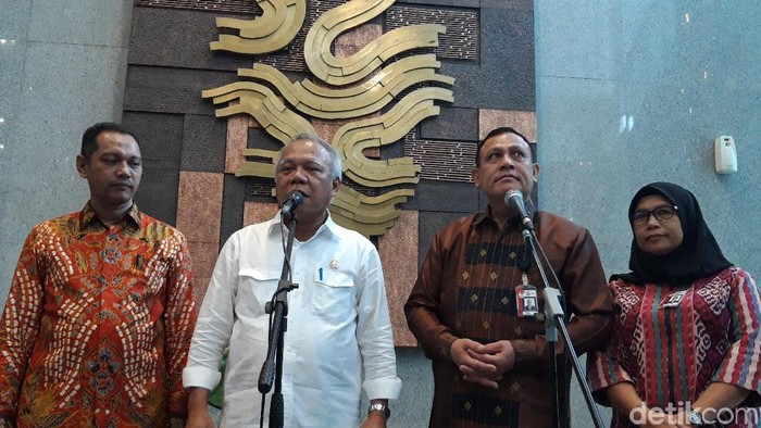 Menteri PUPR Basuki bertemu Pimpinan KPK (Foto: Rahel Narda/detikcom)