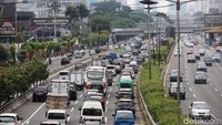 Sebanyak 6 ruas tol naik seiring dengan peningkatan pelayanan untuk pengguna jalan. Salah tarif yang naik adalah Tol Dalam Kota (Dalkot).