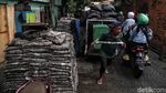 Antisipasi Banjir, Lumpur di Selokan Gunung Sahari Dibersihkan