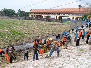 Mengenang Tradisi Ngabedahkeun Citarum di Bendungan Walahar