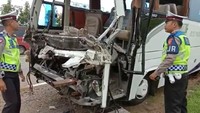 Mariyono menambahkan kernet bus bernama Putut Wijayanto (40) yang meninggal dunia akibat kecelakaan maut itu dikarenakan pendarahan berat. Putut mengalami luka di bagian kaki.