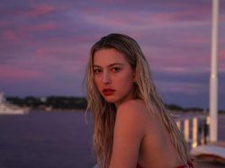 Eve Jobs, Sahabat Jennifer Gates yang Cantik Menawan