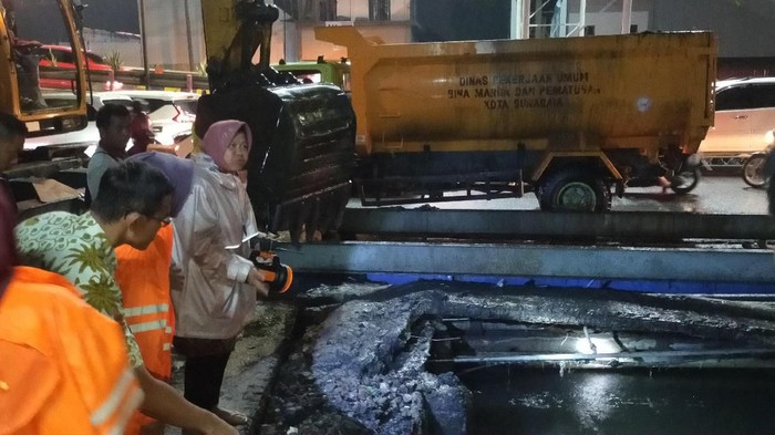 risma pantau banjir